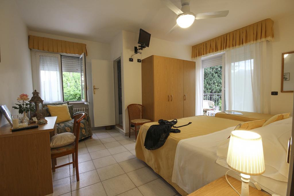 Hotel Miramare ฟอร์เต เดย์ มาร์มี ห้อง รูปภาพ