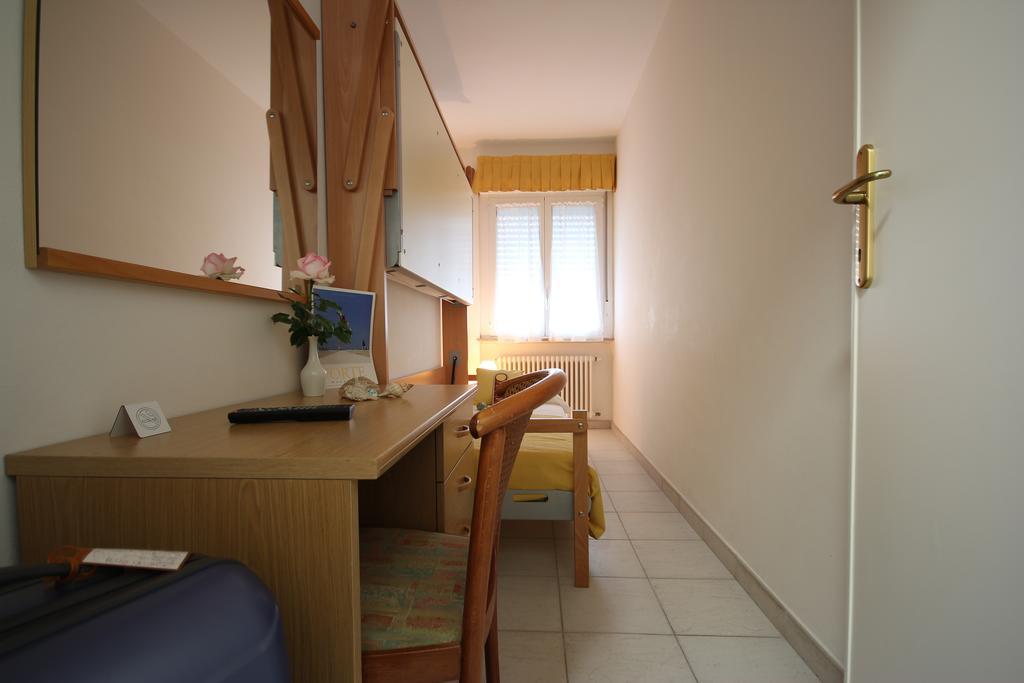 Hotel Miramare ฟอร์เต เดย์ มาร์มี ภายนอก รูปภาพ